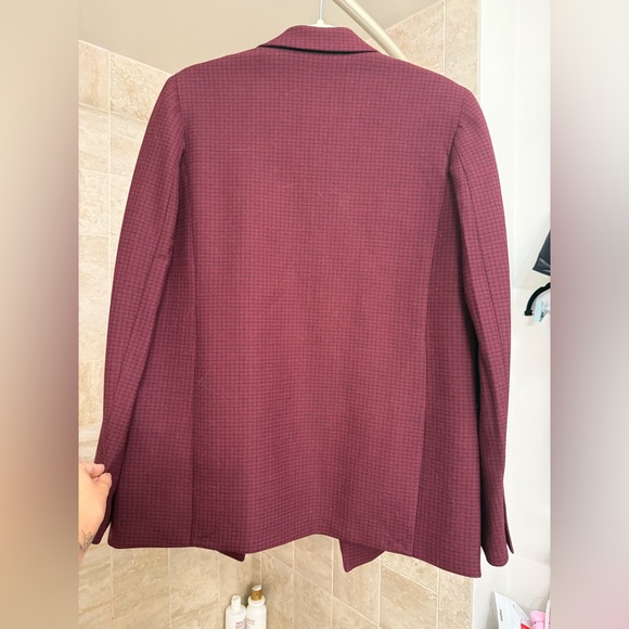 ARITZIA Wilfred Maroon Double-Breasted Blazer SIZE 6 NWOT - Picture 3 of 5